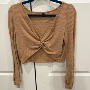 Long Sleeve Twist Crop Top